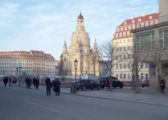 1 Rehfeld Family Semesterbostad *